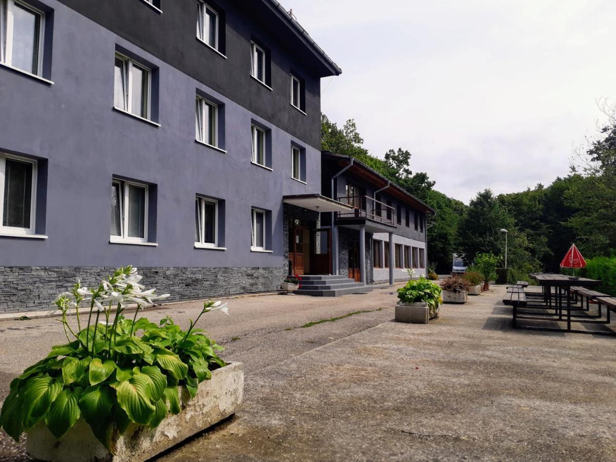 Rekreacne Zariadenie Javorinka Stará Turá Exteriör bild