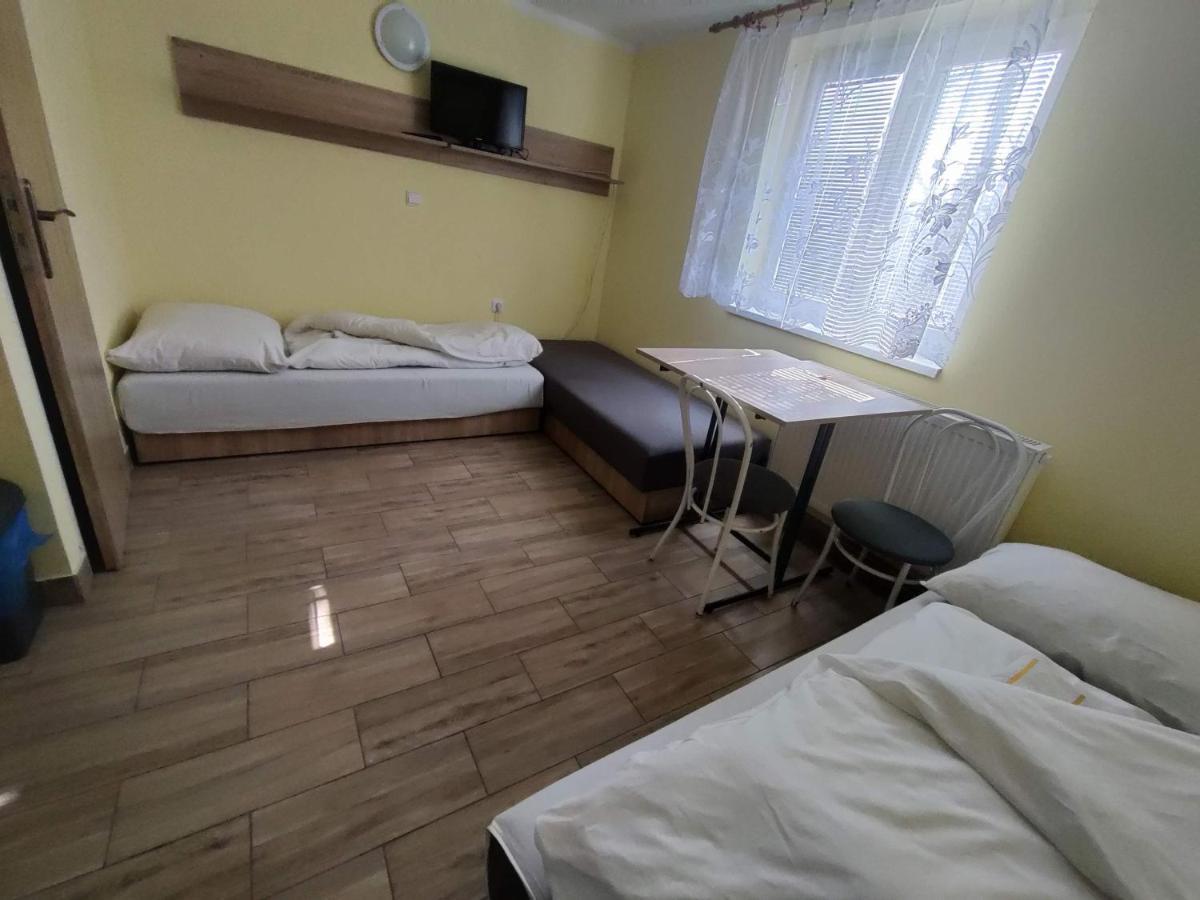 Rekreacne Zariadenie Javorinka Stará Turá Exteriör bild