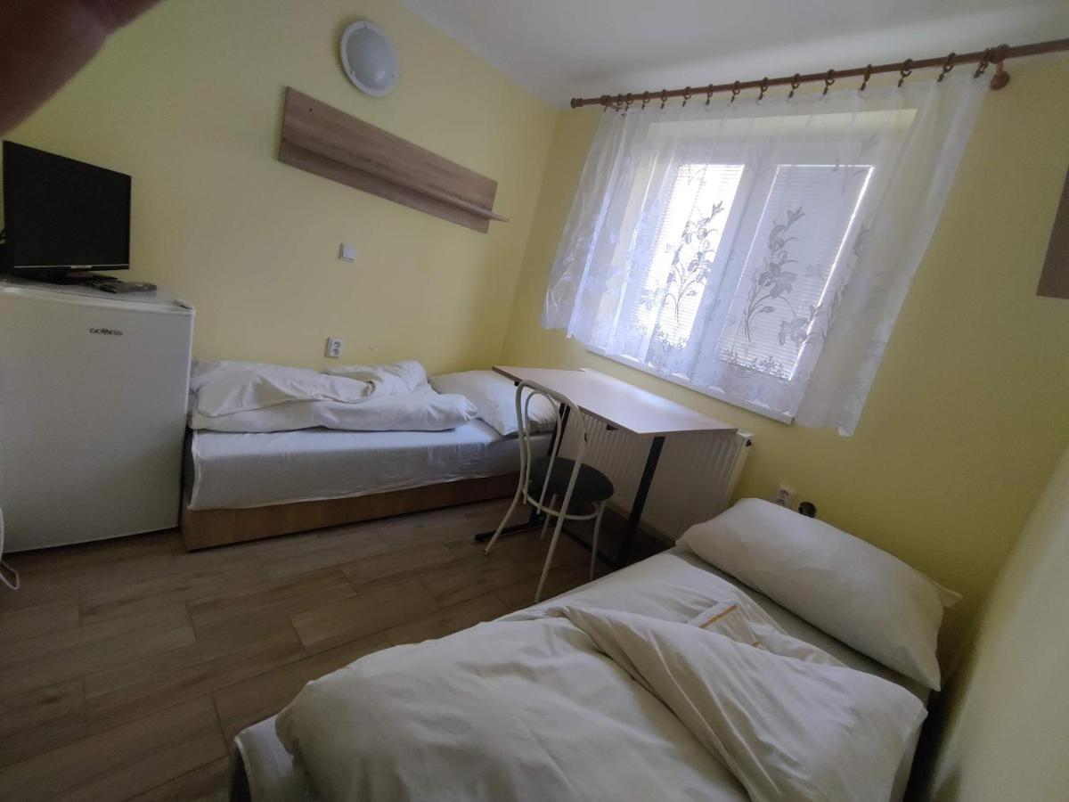 Rekreacne Zariadenie Javorinka Stará Turá Exteriör bild
